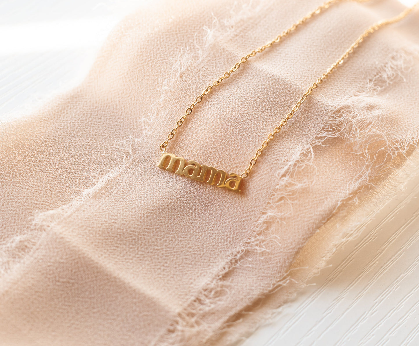 Mama Chain Necklace