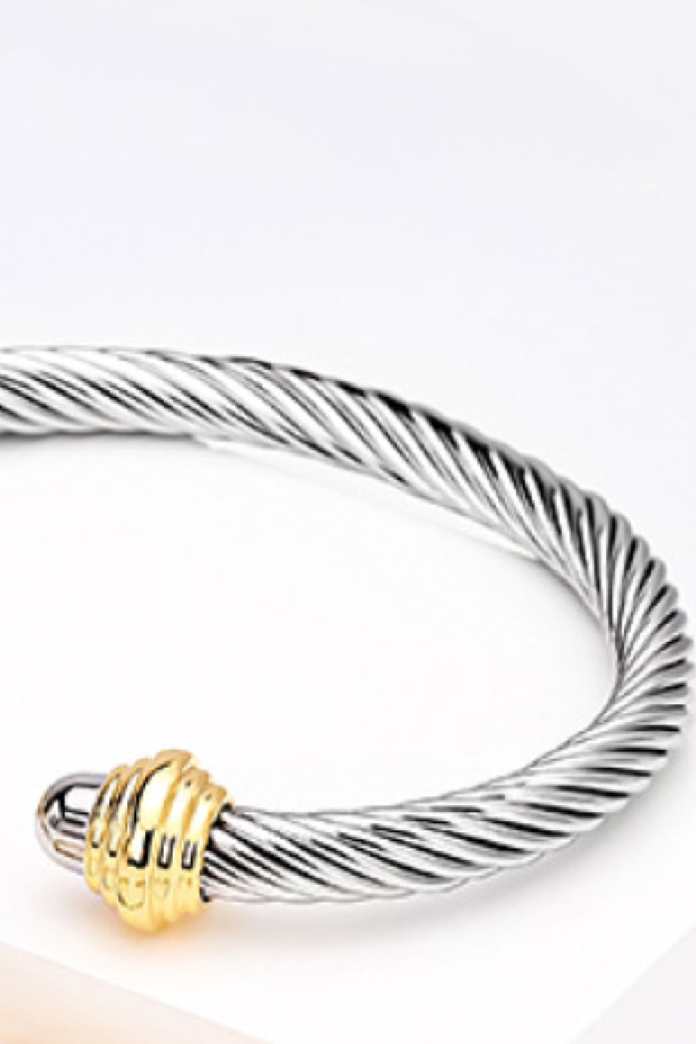 Mia Twisted Open Bracelet