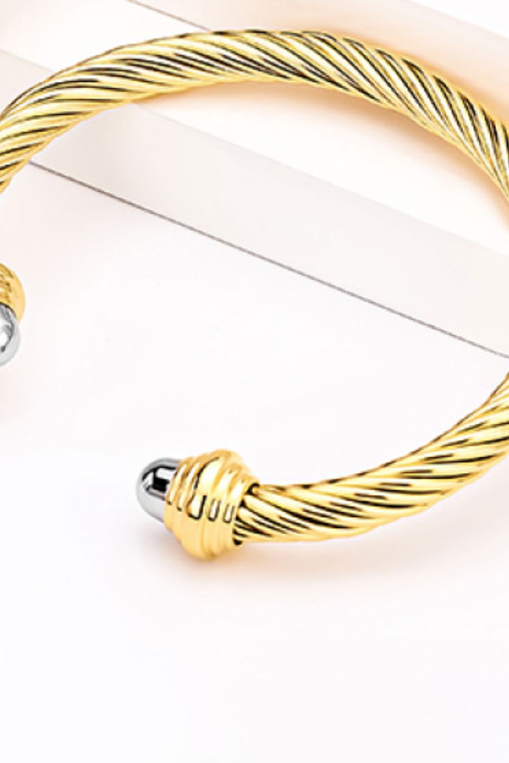 Mia Twisted Open Bracelet